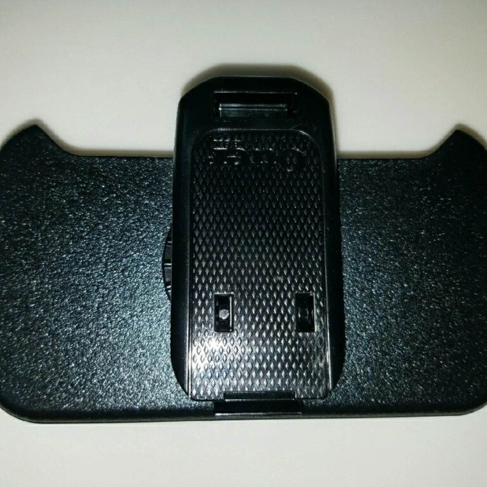 Otterbox Belt Clip for Iphone 4 or 4S‎